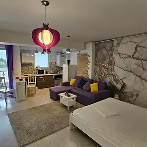 Airport 3 Apartment Otopeni