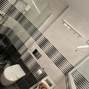 La Maison De Zoe - Airport Residences , Otopeni Rumanía